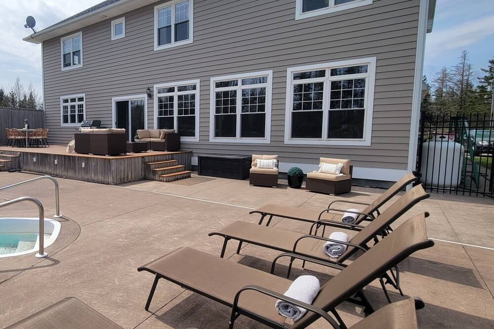 Photo of Outdoor in Montague