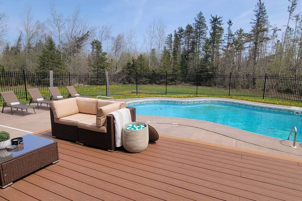 Photo of Outdoor in Montague