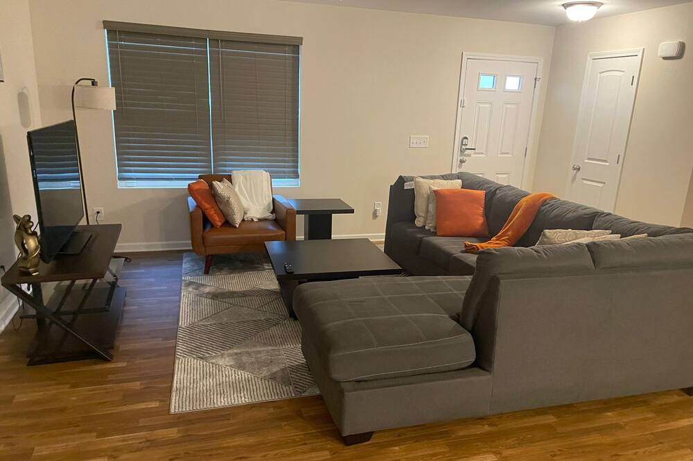 Photo of Livingroom in Burlington