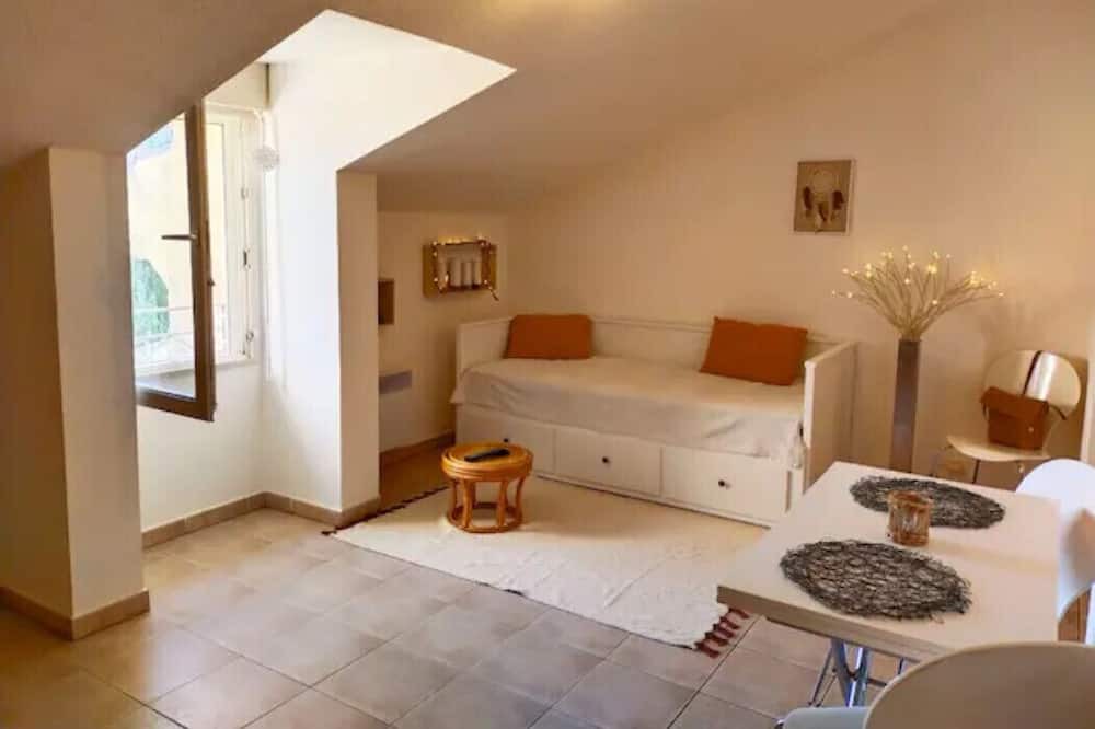 Photo of Livingroom in Chateaurenard