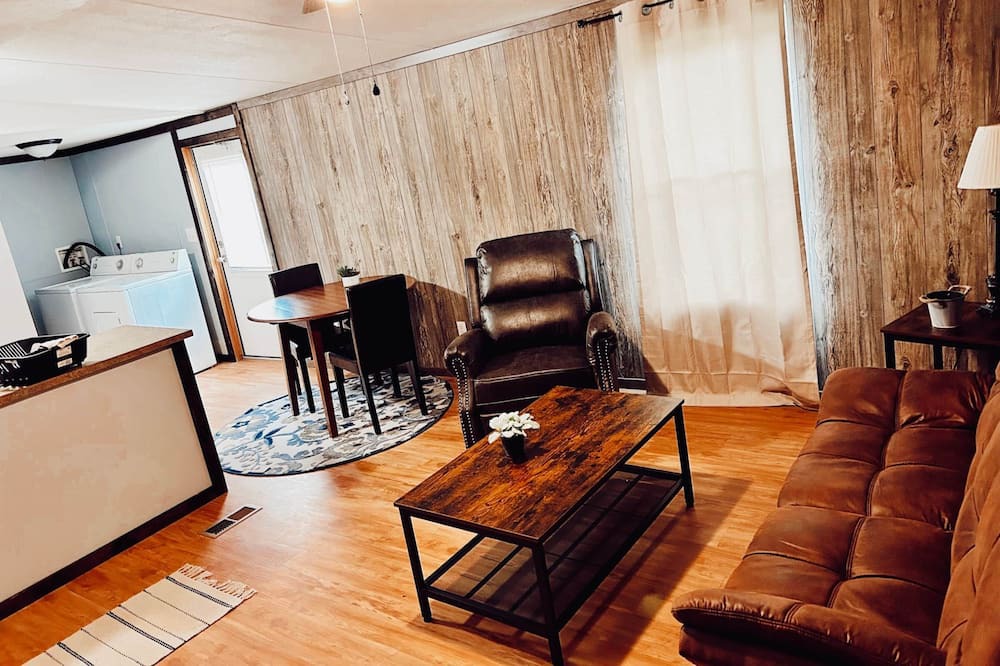 Photo of Livingroom in Piedmont