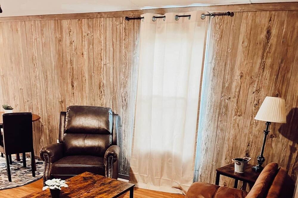 Photo of Livingroom in Piedmont