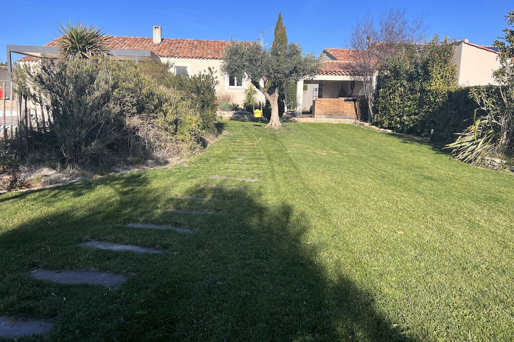 Photo of Outdoor in Saint-Genies-de-Fontedit