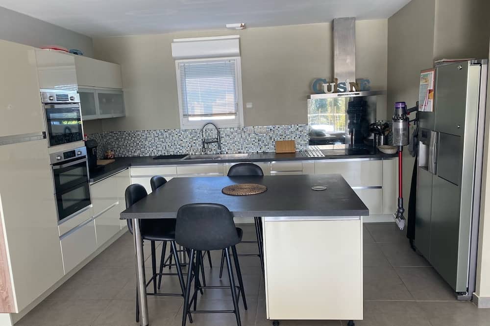 Photo of Kitchen in Saint-Genies-de-Fontedit