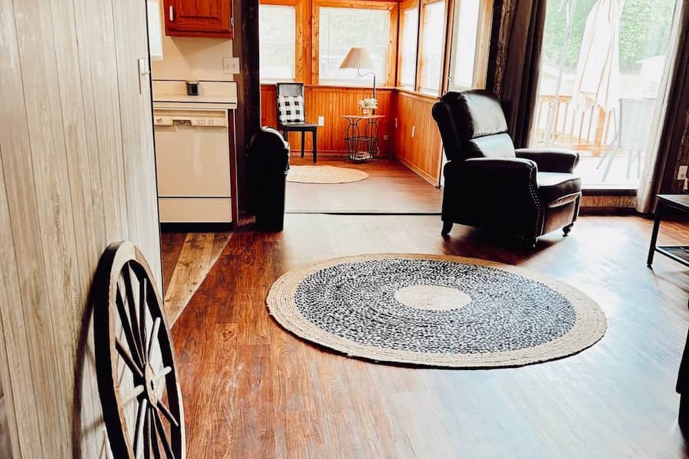 Photo of Livingroom in Piedmont