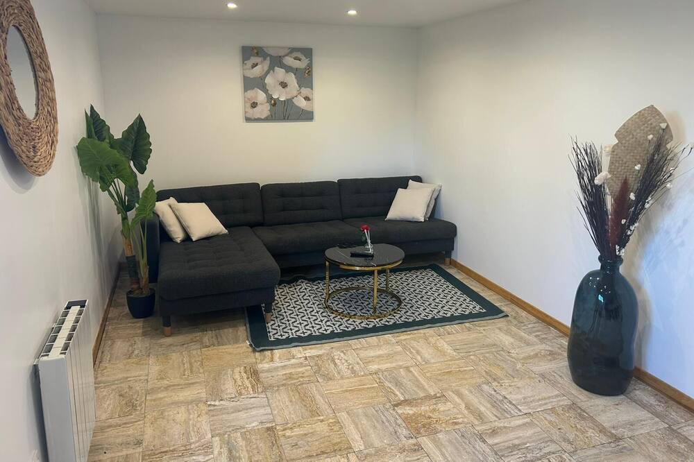 Photo of Livingroom in Bordeaux-Saint-Clair