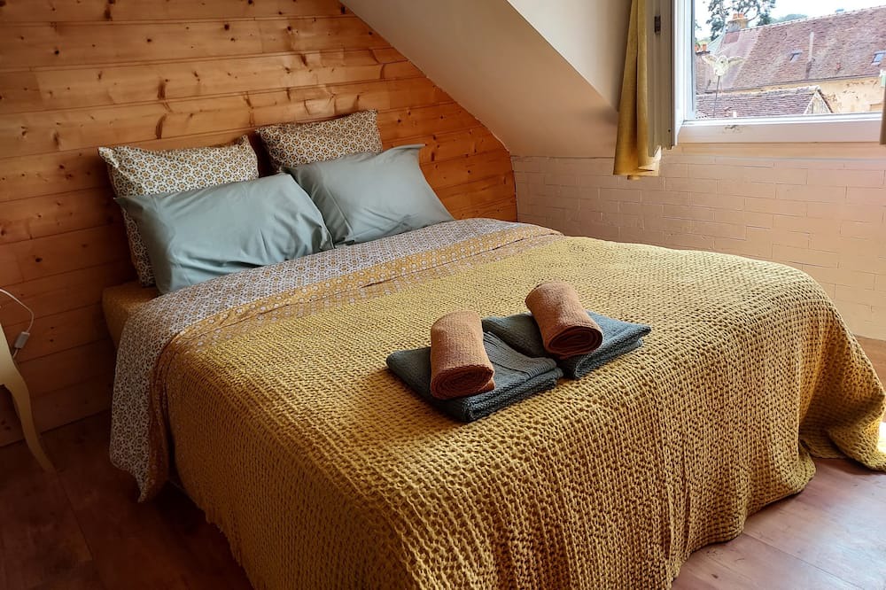 Photo of Bedroom in Saint-Sauveur-en-Puisaye