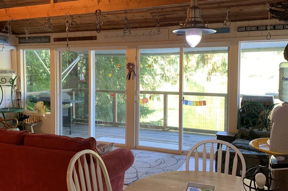 Photo of Others in Eatonville