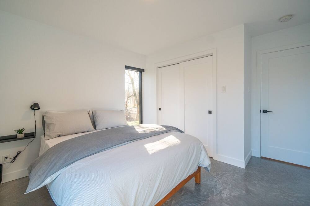 Photo of Bedroom in Shefford