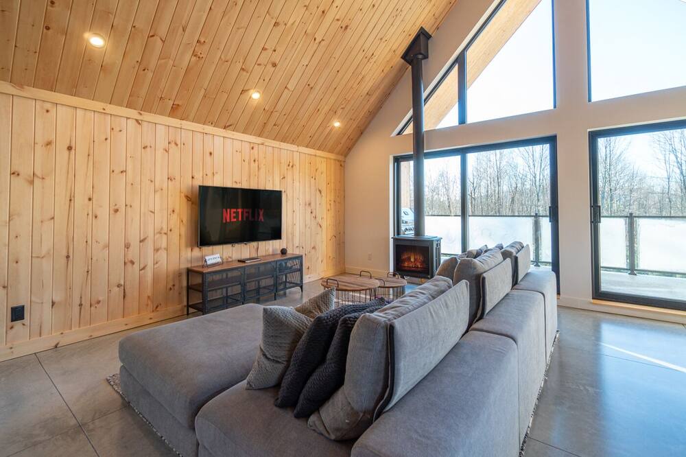 Photo of Livingroom in Shefford