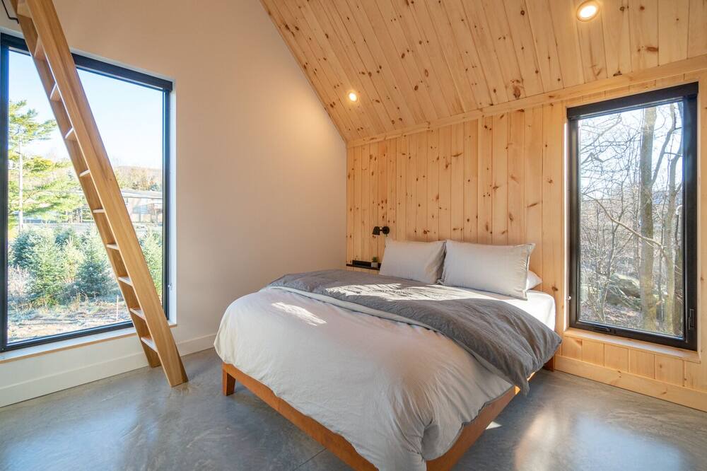Photo of Bedroom in Shefford
