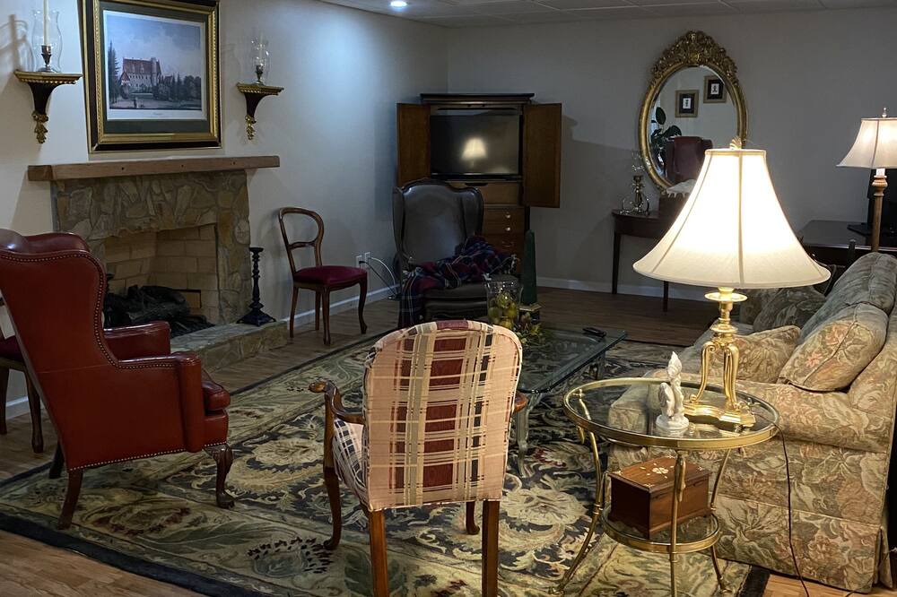 Photo of Others in Edgefield