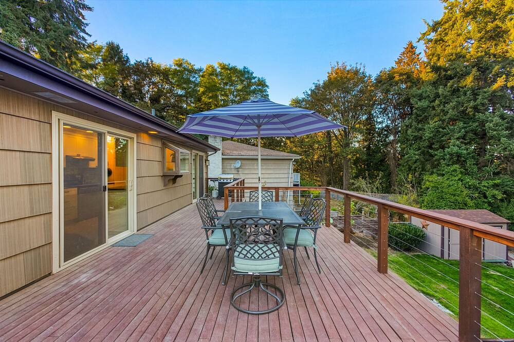 Photo of Patio Balcony in Olympic Hills