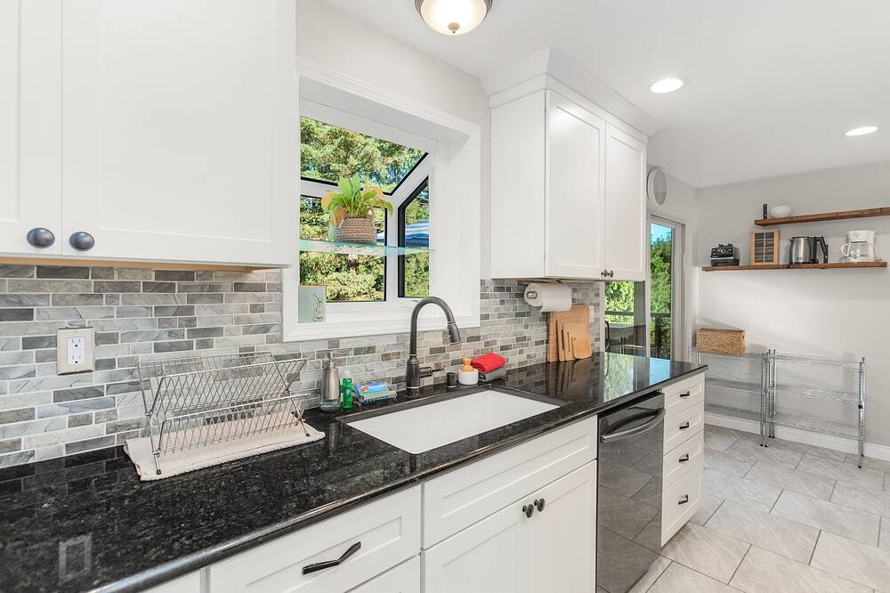 Photo of Kitchen in Olympic Hills