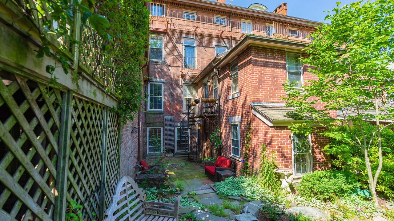 Photo of Outdoor in College Hill