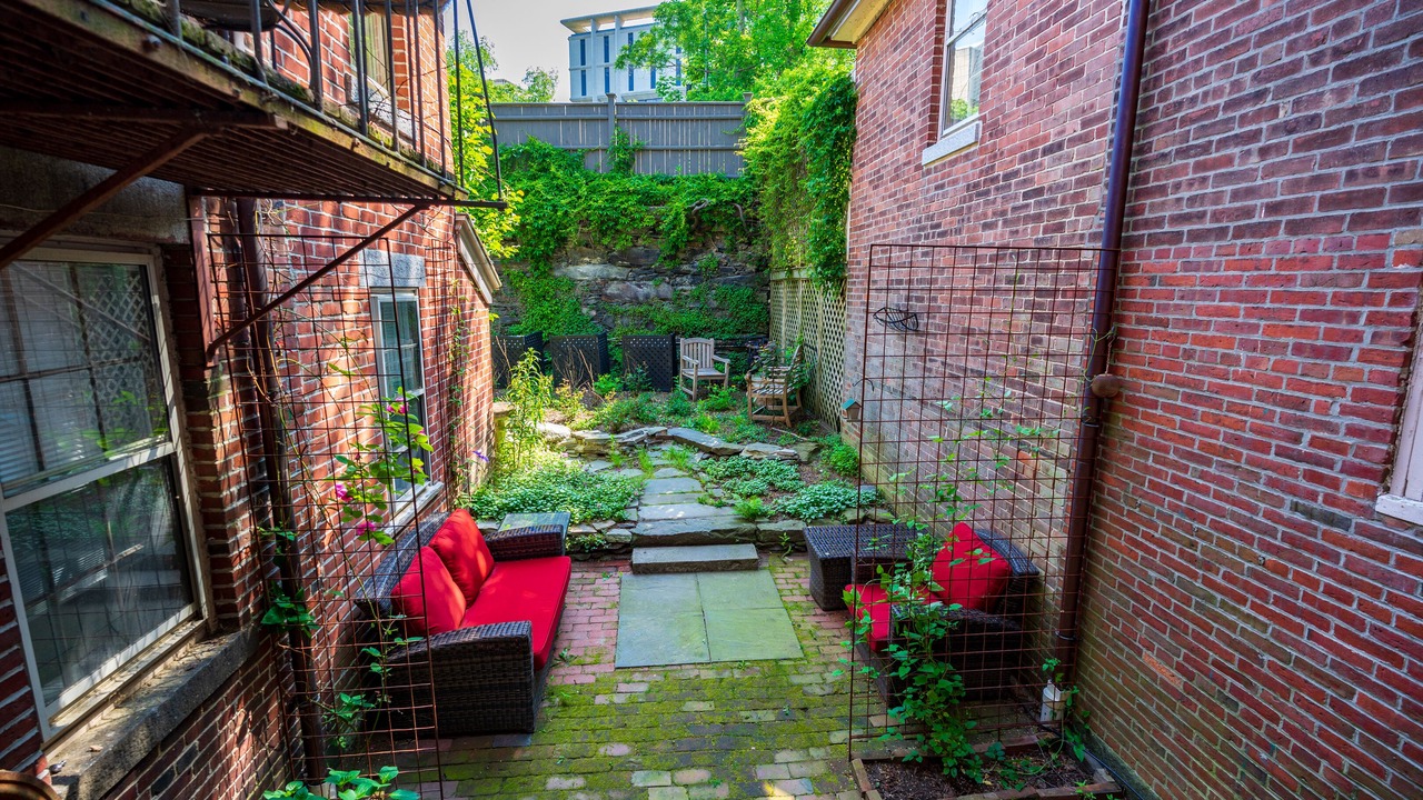 Photo of Outdoor in College Hill