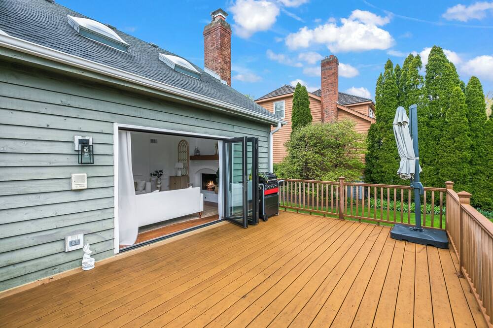 Photo of Outdoor in Glen Ellyn