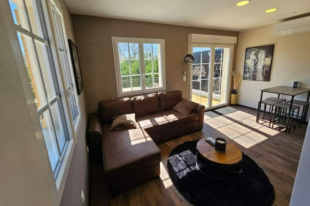 Photo of Livingroom in Etevaux
