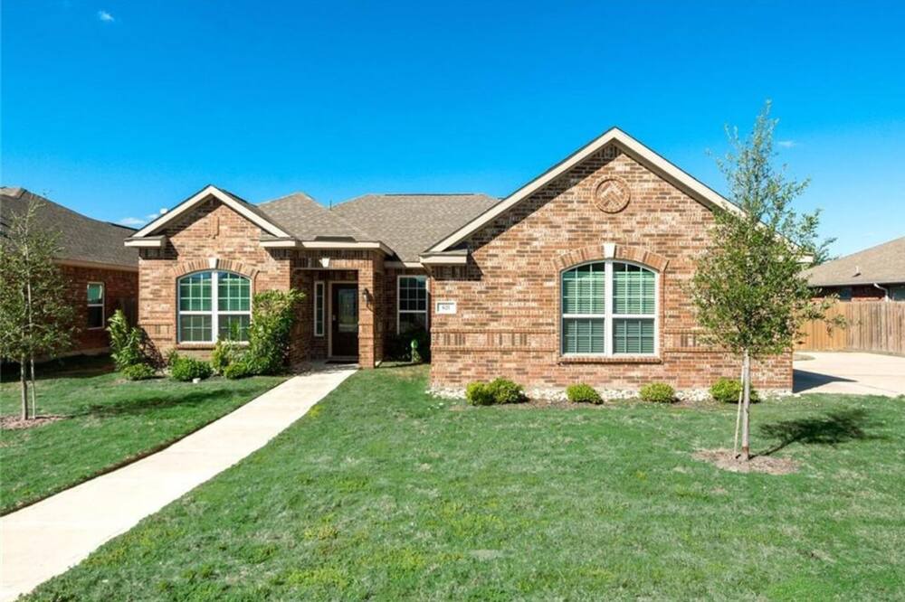 Photo of Outdoor in Glenn Heights