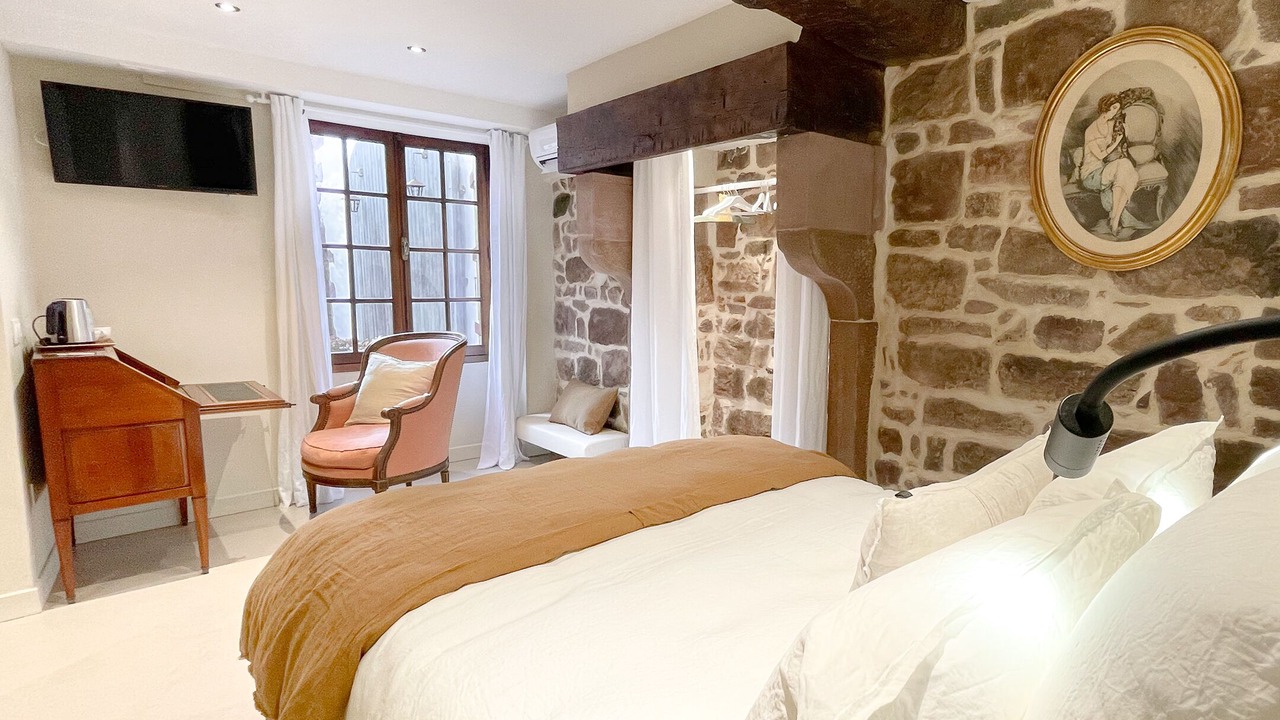 Photo of Bedroom in Saint-Jean-Pied-de-Port