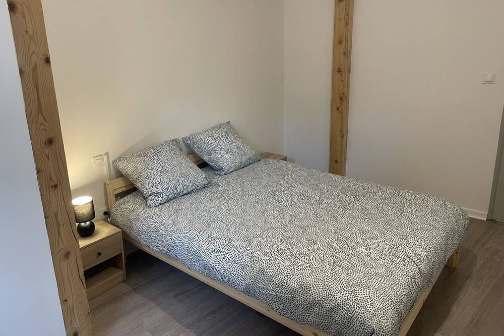 Photo of Bedroom in Saint-Gaudens