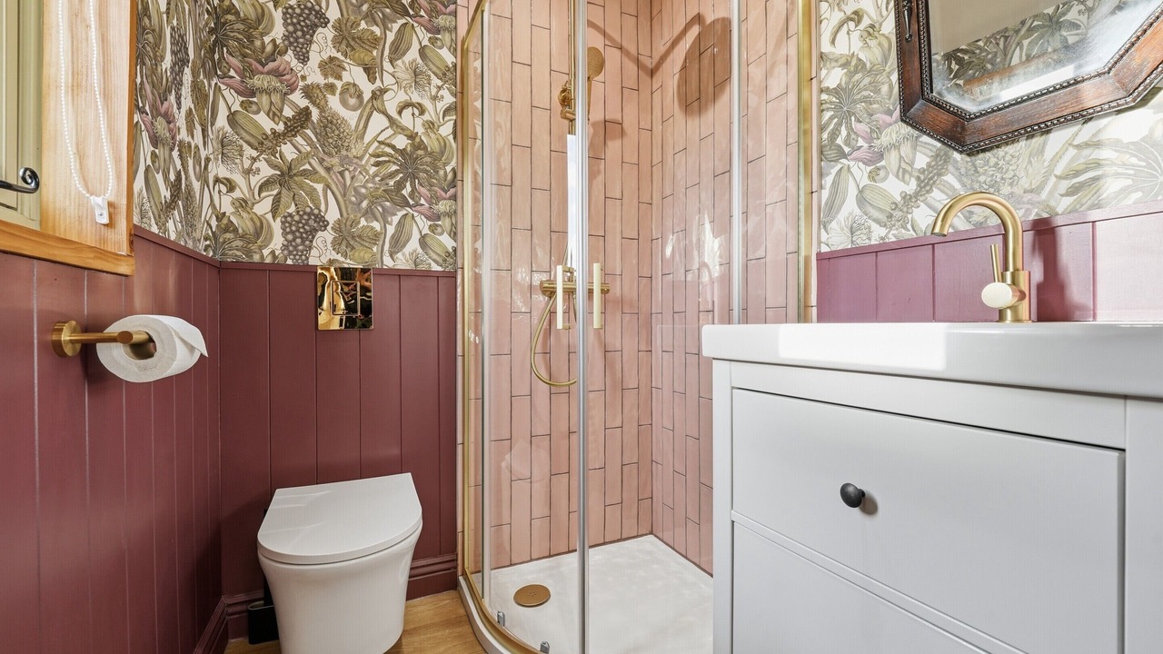 Photo of Bathroom in Cheshire West and Chester