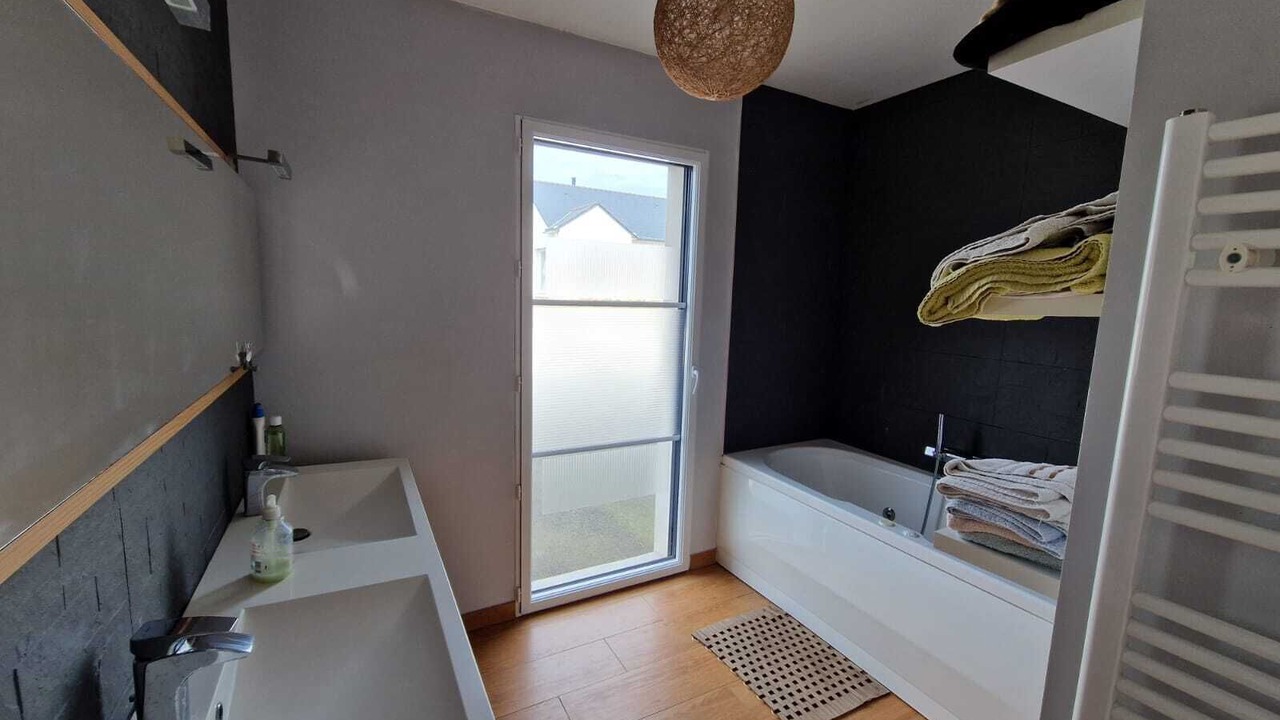 Photo of Others in Caro