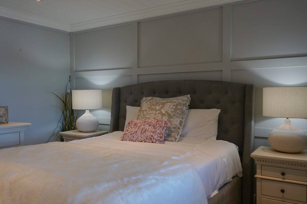 Photo of Bedroom in Georgian Bay