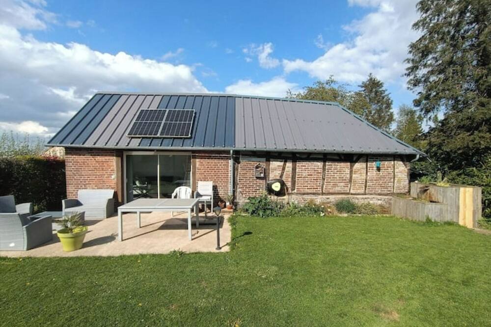 Photo of Outdoor in Beauvoir-en-Lyons