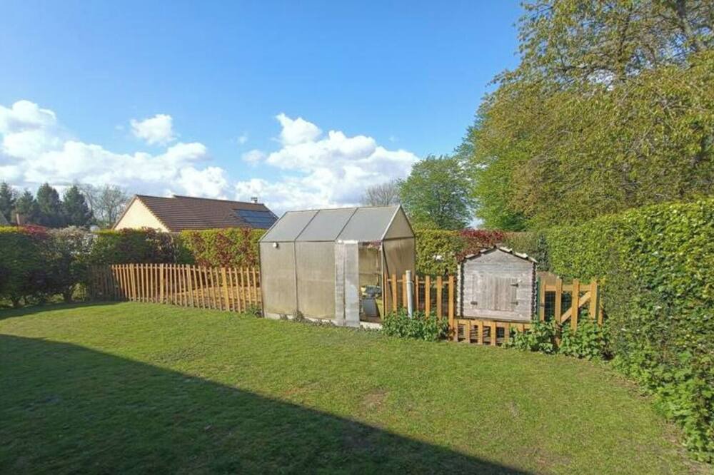 Photo of Outdoor in Beauvoir-en-Lyons