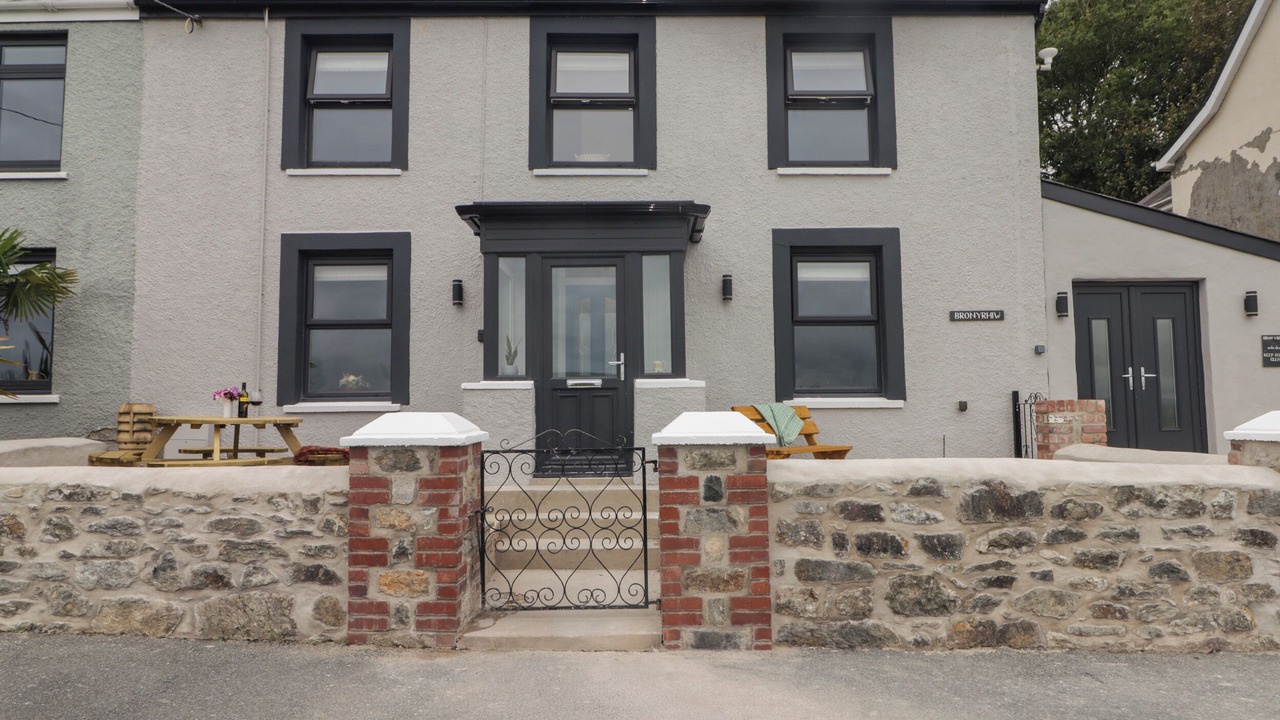 Photo of Outdoor in Goodwick