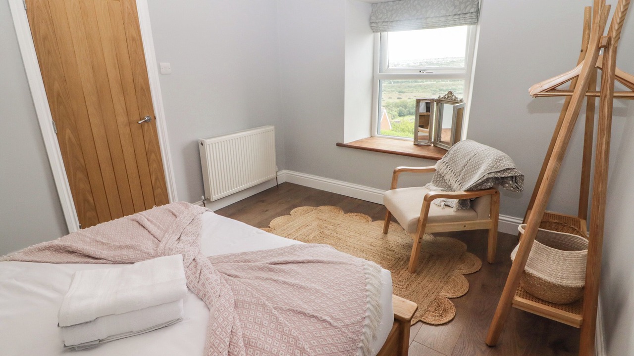 Photo of Others in Goodwick