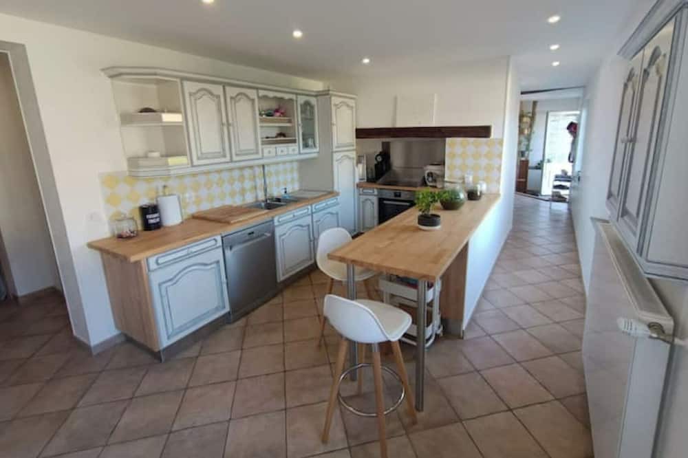 Photo of Kitchen in Beauvoir-en-Lyons