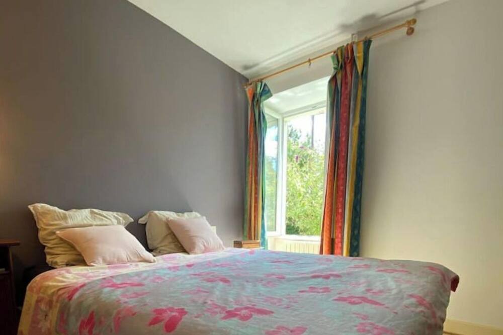 Photo of Bedroom in Brassy