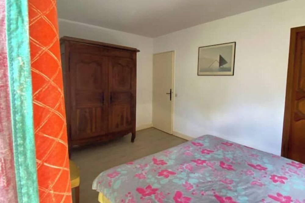 Photo of Bedroom in Brassy