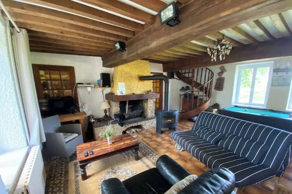 Photo of Kitchen in Brassy