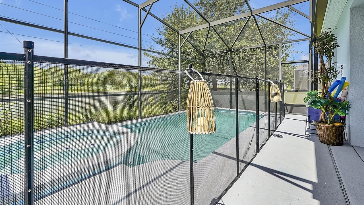 Photo of Outdoor in Trafalgar Village