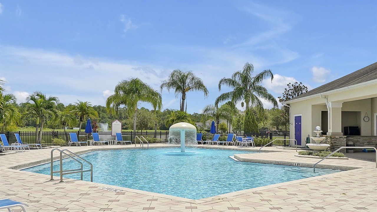 Photo of Outdoor in Trafalgar Village