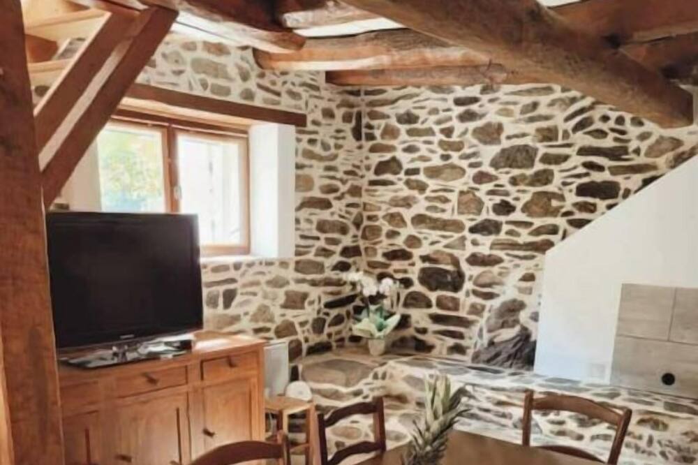 Photo of Others in Sentein