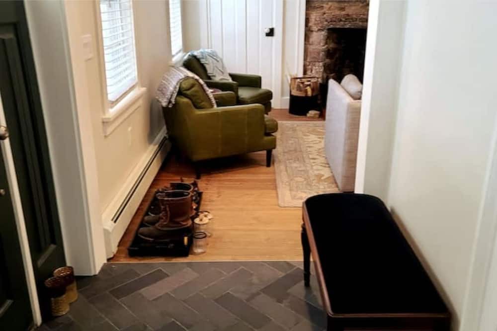 Photo of Livingroom in Greenville