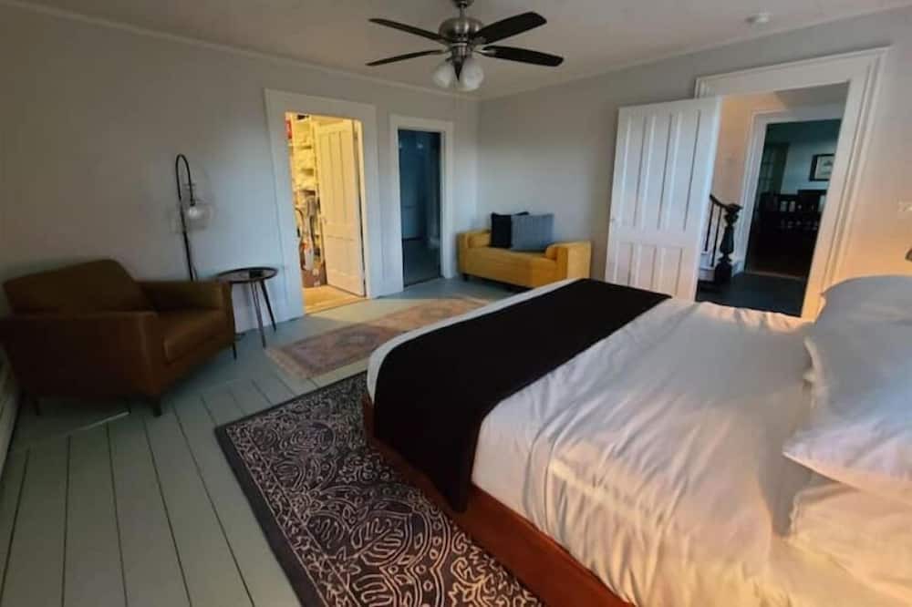 Photo of Bedroom in Greenville