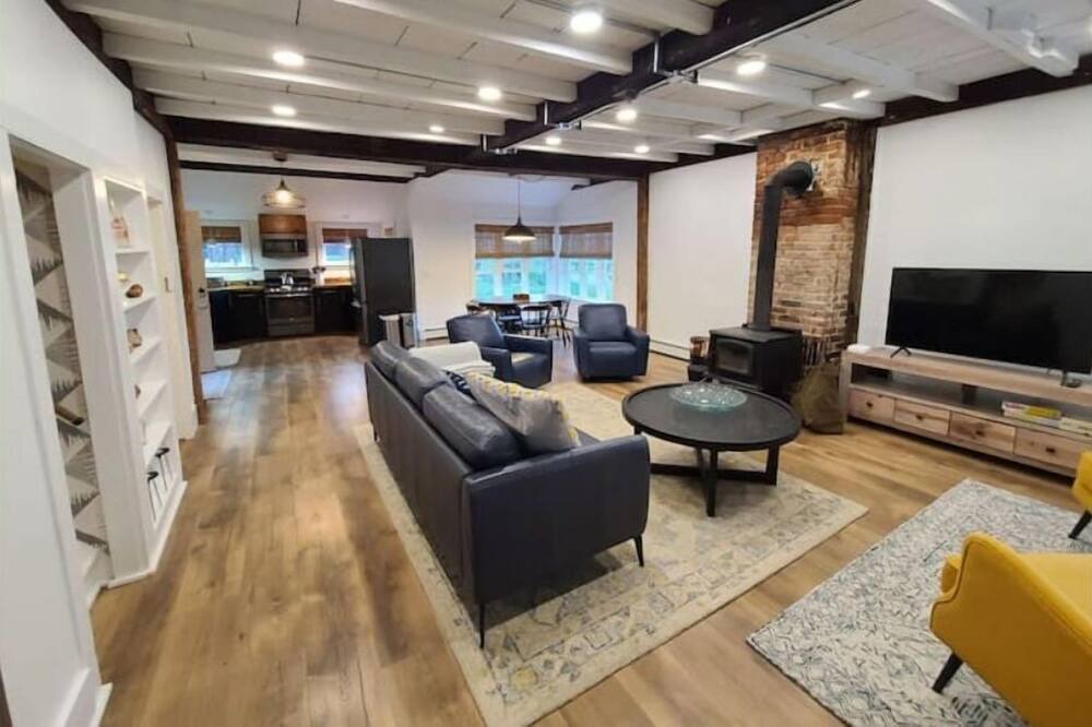 Photo of Livingroom in Greenville