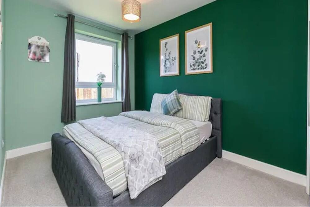 Photo of Bedroom in Bonnybridge