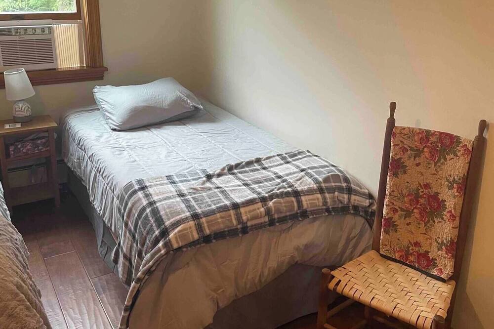 Photo of Bedroom in Fletcher