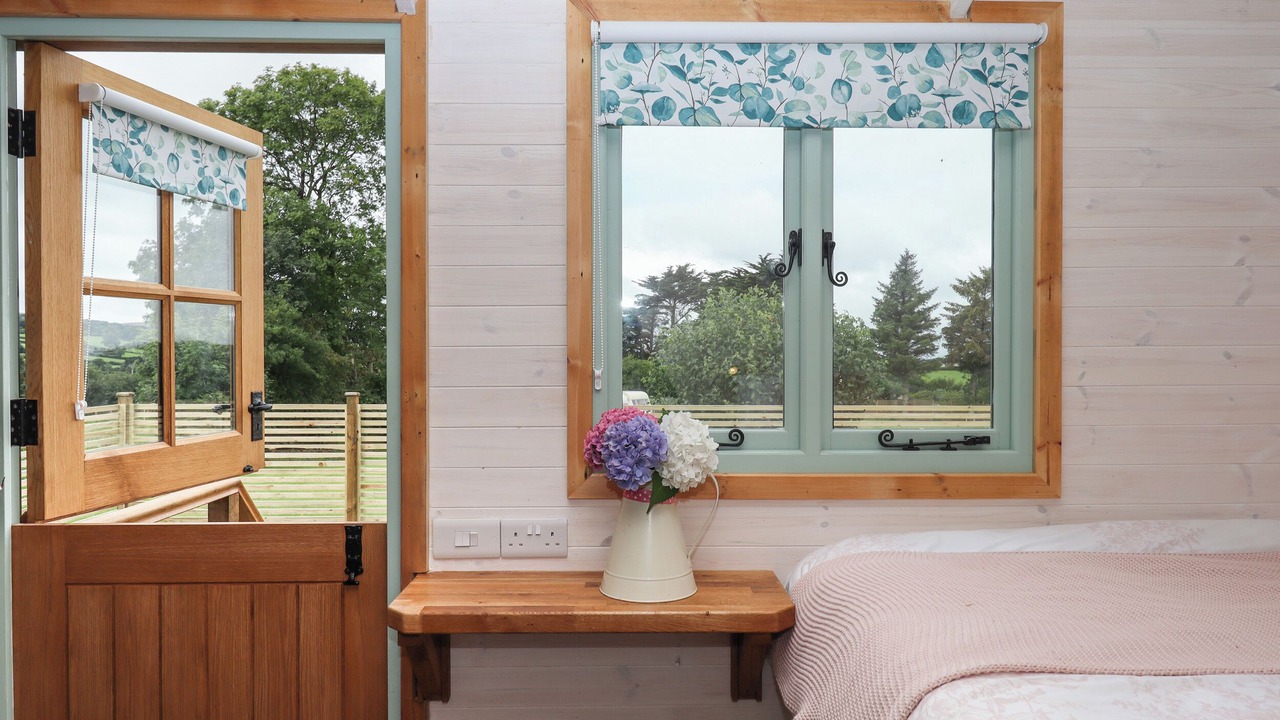 Photo of Others in Sticklepath