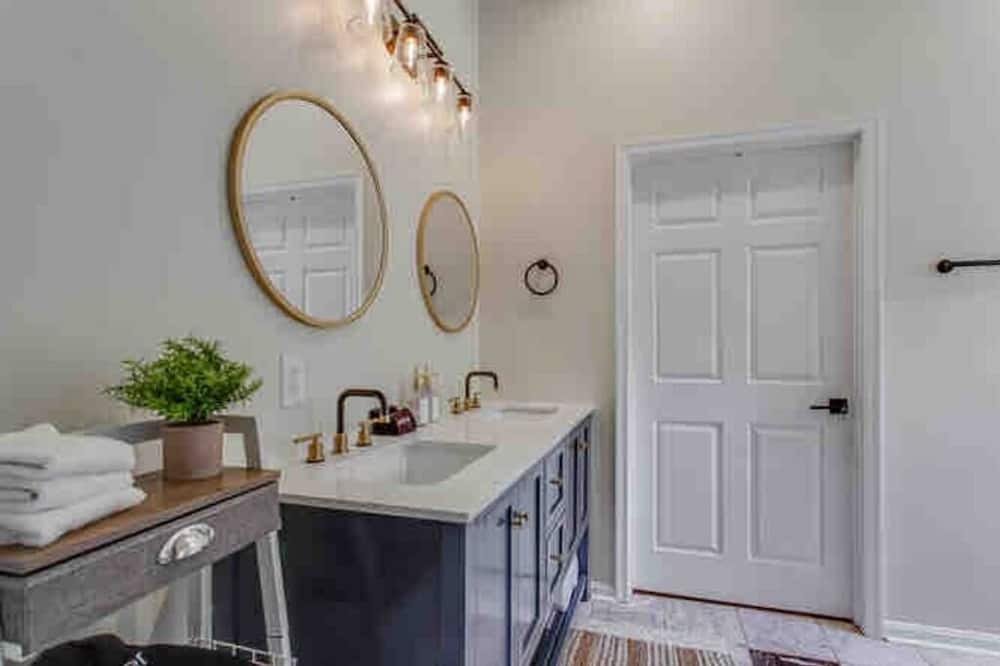 Photo of Bathroom in Chesapeake Ranch Estates-Drum Point