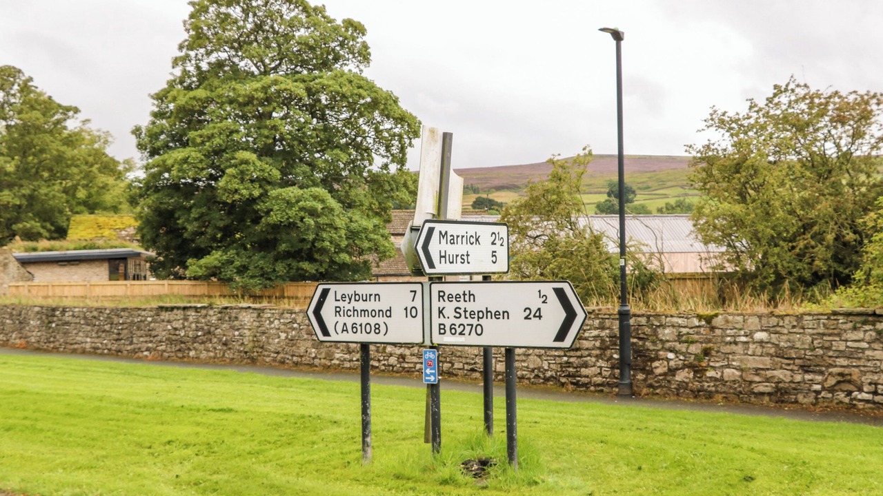 Photo of Others in Fremington