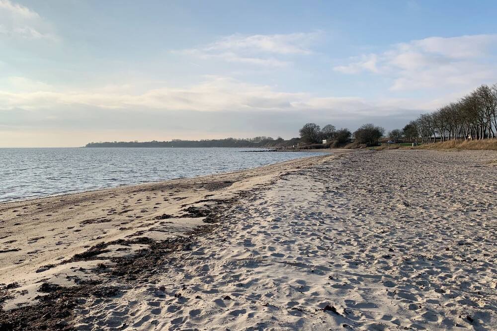 Photo of Others in Flovt Strand