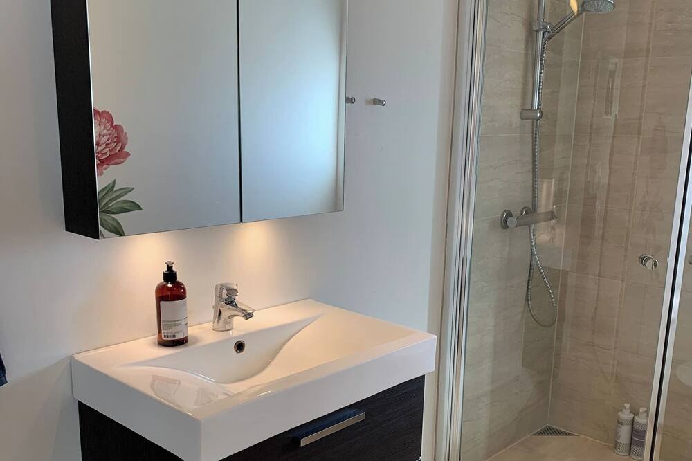 Photo of Bathroom in Flovt Strand