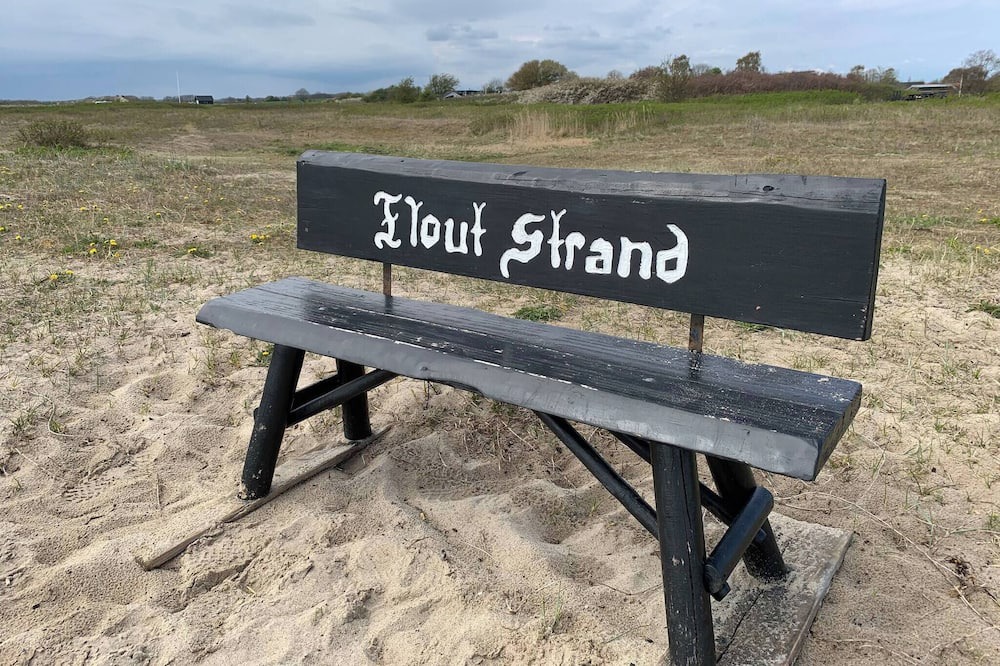 Photo of Others in Flovt Strand